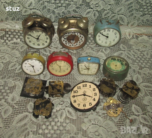 Механични будилници за части, сет , снимка 7 - Антикварни и старинни предмети - 53249099