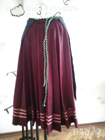 Стари тракийски пищемали, фолклорни поли от 30-те., снимка 5 - Антикварни и старинни предмети - 51068591