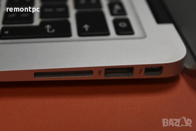 Macbook Air A1466 13 inch 2017 I5 / 4 GB / 128 SSD , снимка 10 - Лаптопи за работа - 53861097