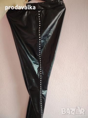 Дамски кожен клин 