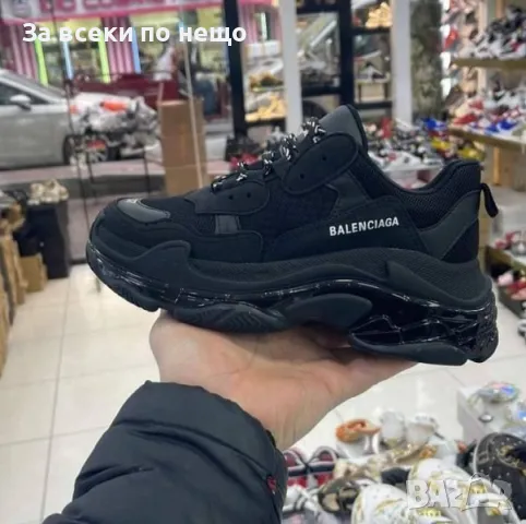 Дамски черни маратонки Balenciaga Код D1552, снимка 3 - Маратонки - 48374106