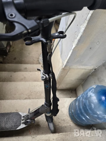 ФРЕНСКА тротинетка за до 100 кг пасажер, снимка 2 - Скутери и тротинетки - 51417271