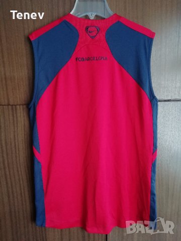 FC Barcelona Nike оригинален тренировъчен потник Барселона , снимка 2 - Тениски - 40014469
