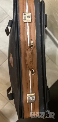 С колела Голям куфар Saxoline Германия 🇩🇪, снимка 3 - Куфари - 47960206