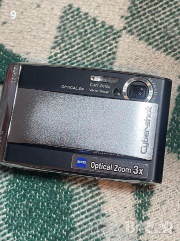 Фотоапарат sony DSC-T 5 с Кабел за пренос на данни нова батерия неразличим от нов , снимка 3 - Фотоапарати - 44757803