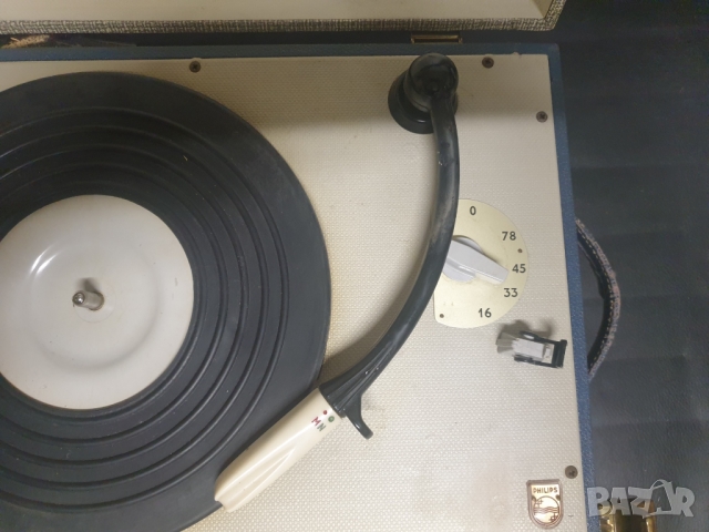 Ретро грамофон в куфар Phillips NG5051 Работи. В добро състояние. Made in Gt. Britain 088762 7637 , снимка 7 - Грамофони - 36062561