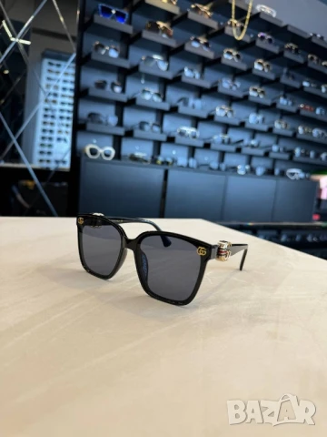 очила с черен обикновен калъф и ув защита christian dior gucci , снимка 9 - Слънчеви и диоптрични очила - 51317627