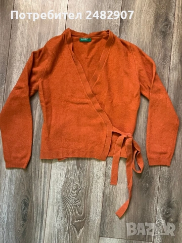 Къса дамска жилетка