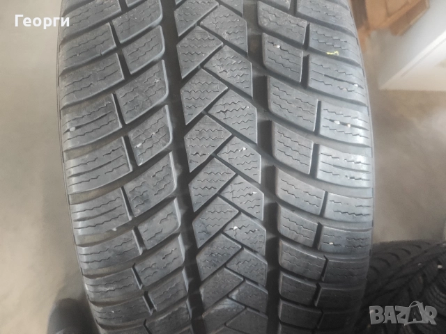 2бр.зимни гуми 235/40/19 Vredestein