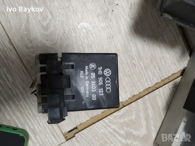  Реле подгревни свещи за Volkswagen Golf III , 1H0 906 123 , 120, снимка 2 - Части - 48176684