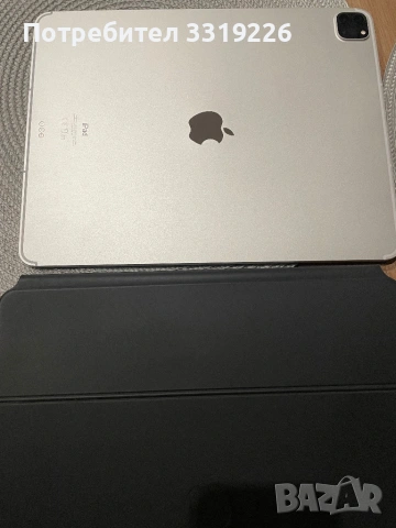 iPad Pro 12.9-inch (5th Generation) Wi-Fi+Cellular and Keyboard