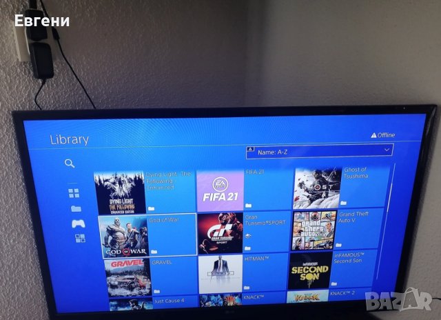 PS4 500GB с 2 джойстика, камера и 90 игри!!!, снимка 2 - PlayStation конзоли - 40527252