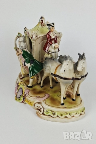 Фигура на каляска с дама и кавалер - Grafenthal, снимка 4 - Статуетки - 52171156
