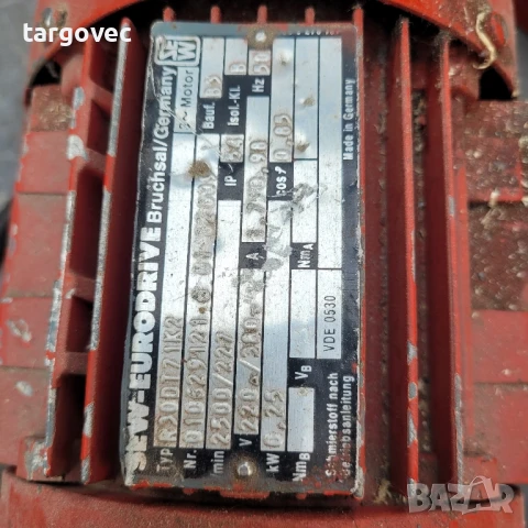 трифазен мотор редуктор немски, снимка 4 - Други инструменти - 50651119