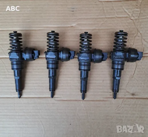 Помпа Дюза BOSCH Vw,  Audi, Skoda, Seat 