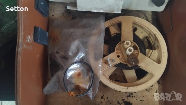 Прожекционен апарат - РУСЬ 8мм, снимка 3 - Антикварни и старинни предмети - 53159361