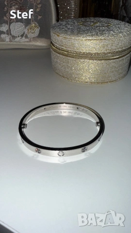 Cartier love гривна с камъчета златна и сребърна, снимка 6 - Гривни - 53827835