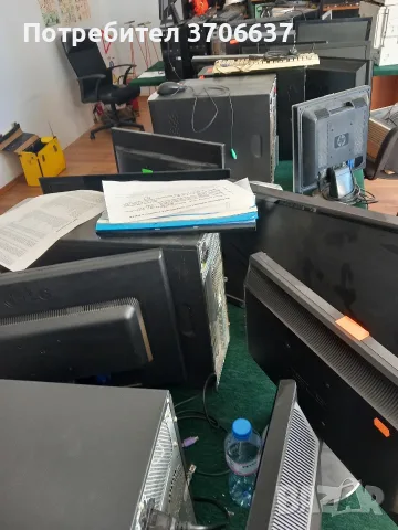Стари компютри и офис техника