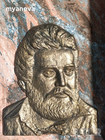 Ботев , скулптурен барелеф от Йордан Кръчмаров . , снимка 5 - Пана - 51523209