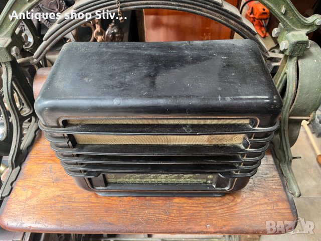 Стар радиоапарат с бакелитна кутия от "Rhythmus" Тесла №4160, снимка 6 - Антикварни и старинни предмети - 41225681