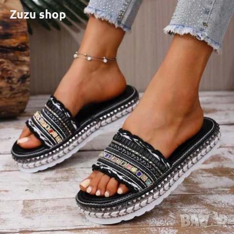 Дамски черни чехли, снимка 3 - Чехли - 50889455