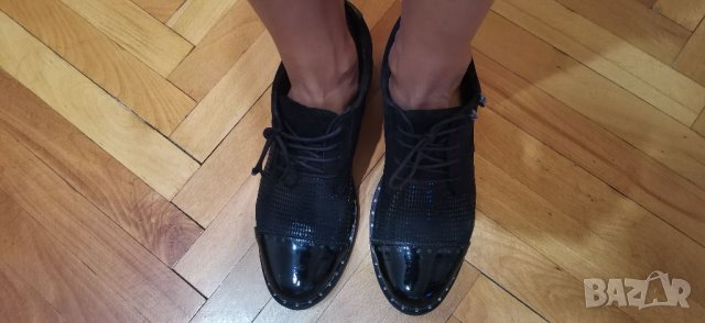 Дамски ежедневни черни обувки от естествена кожа и велур Lavorazione Artigiana - 39 номер, снимка 13 - Дамски ежедневни обувки - 32076921