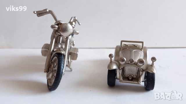 Метални мотор и ретро количка - часовници, снимка 4 - Колекции - 52790659