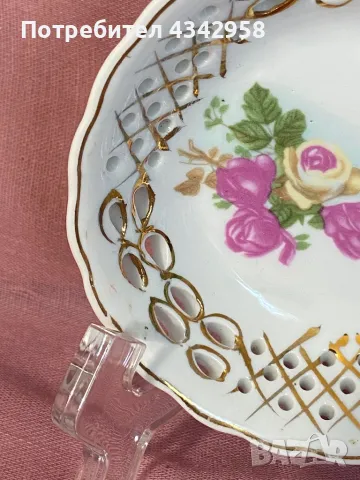 Vintage. Малка порцеланова чинийка., снимка 2 - Колекции - 49677387