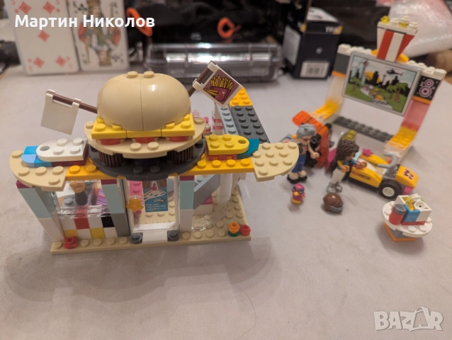 Lego Friends 41349 Drifting Diner, снимка 2 - Конструктори - 52736811