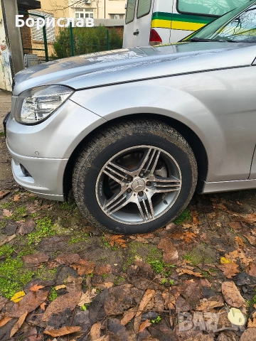 Мерцедес С220 CDI, снимка 4 - Автомобили и джипове - 52747686