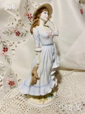 порцеланова статуетка , снимка 4 - Статуетки - 56089364