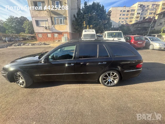 Мерцедес Е220 CDI, снимка 5 - Автомобили и джипове - 56403692