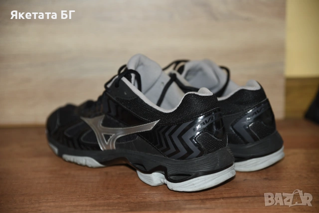 Mizuno оригинални маратонки номер 45, но са уголемени, снимка 4 - Маратонки - 53793644