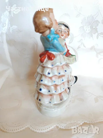 Старинна Немска Порцеланова Фигура HUMEL 1930те г., снимка 3 - Колекции - 56243163