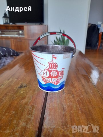 Стара детска кофа,кофичка #13