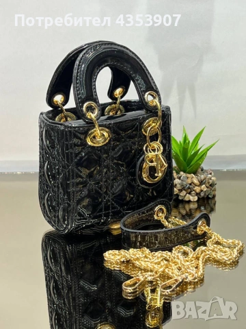 Dior мини чанта, снимка 14 - Чанти - 53231353