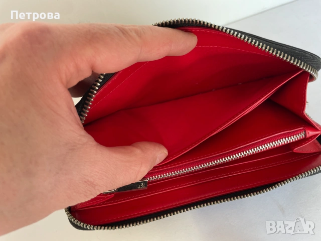 Кожен портфейл Christian Louboutin Оригинал, снимка 10 - Портфейли, портмонета - 51767203