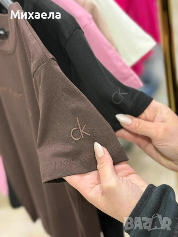 Дамски тениски CK - различни цветове - 18€, снимка 7 - Тениски - 53678374