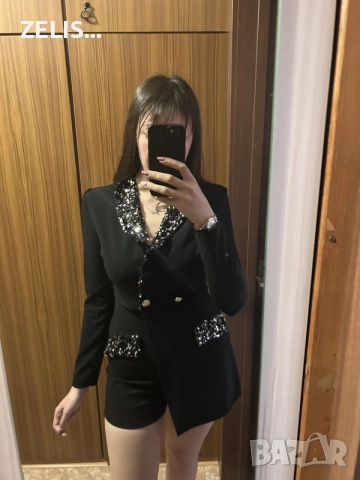 Продава се гащеризон