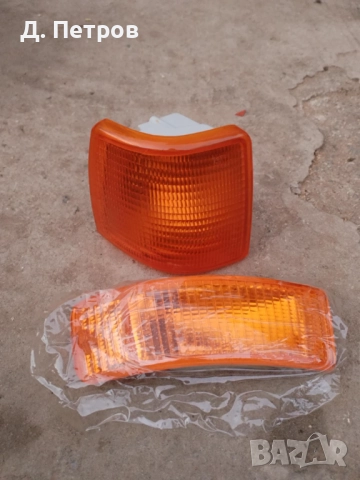 Десен мигач Audi 80  Hella