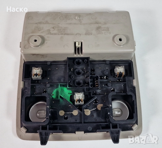 Плафон Kia Sportage 3 Киа Спортидж 2010-2015, снимка 2 - Части - 52727838