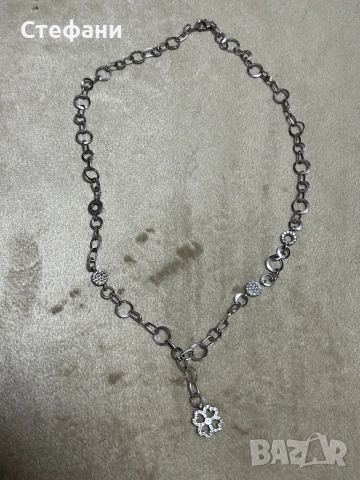 Сребърно колие с циркони