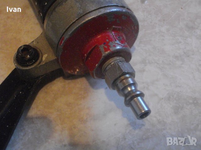 MAX-Голям Професионален Тапицерски Такер-Пневматичен-За Пирони До 50 мм, снимка 5 - Други инструменти - 35883033