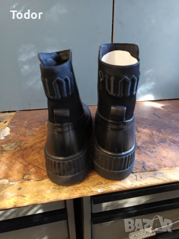 Дамски боти PUMA, снимка 3 - Маратонки - 52735274