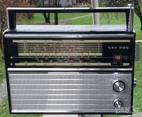 92 🎶 VEF-206 – Ретро радио със съвременно звучене 🎶, снимка 2 - Антикварни и старинни предмети - 52685445