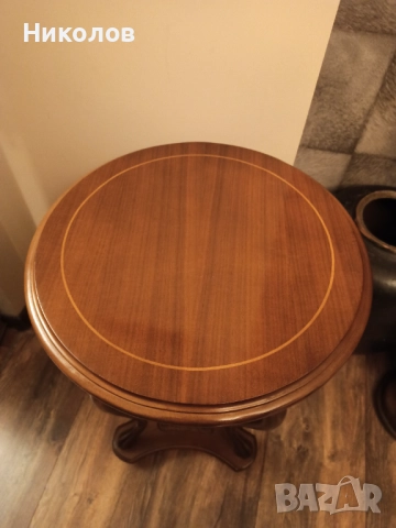 Старинна помощна масичка с лебеди, снимка 2 - Антикварни и старинни предмети - 52573837