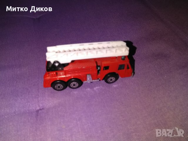 Matchbox 1976г. England Cattle Truck пожарна №71, снимка 3 - Колекции - 44201925