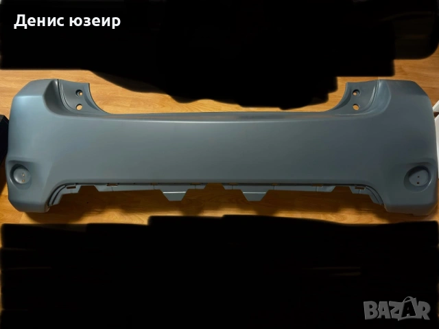 Задна броня Тойота аурис 2012 