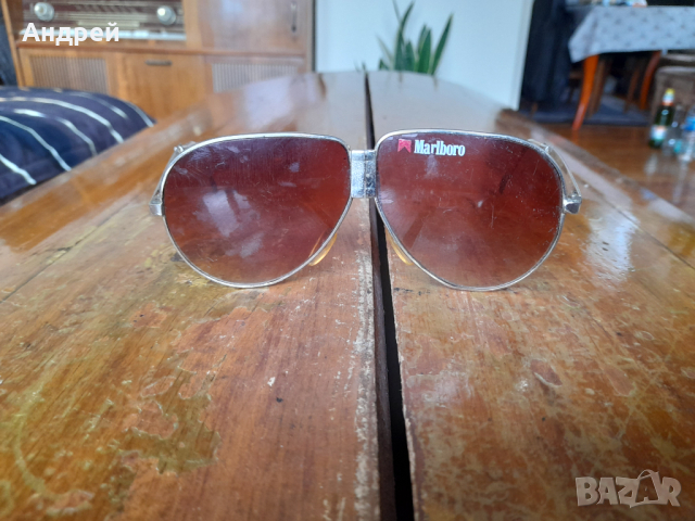 Стари слънчеви очила Marlboro, снимка 2 - Други ценни предмети - 44781455