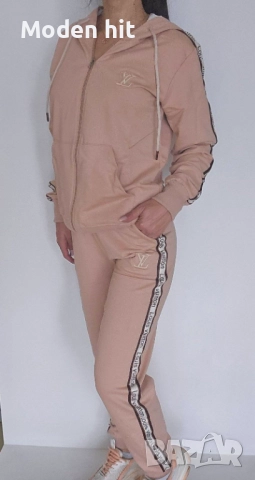 Louis Vuitton дамски екипи /суичер и долнище/ висок клас реплика, снимка 2 - Спортни екипи - 51670066